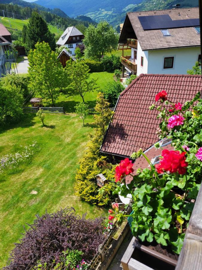 Appartements Hoeller ซังคท์ลอเรนเซน อ็อบ มูเรา ภายนอก รูปภาพ